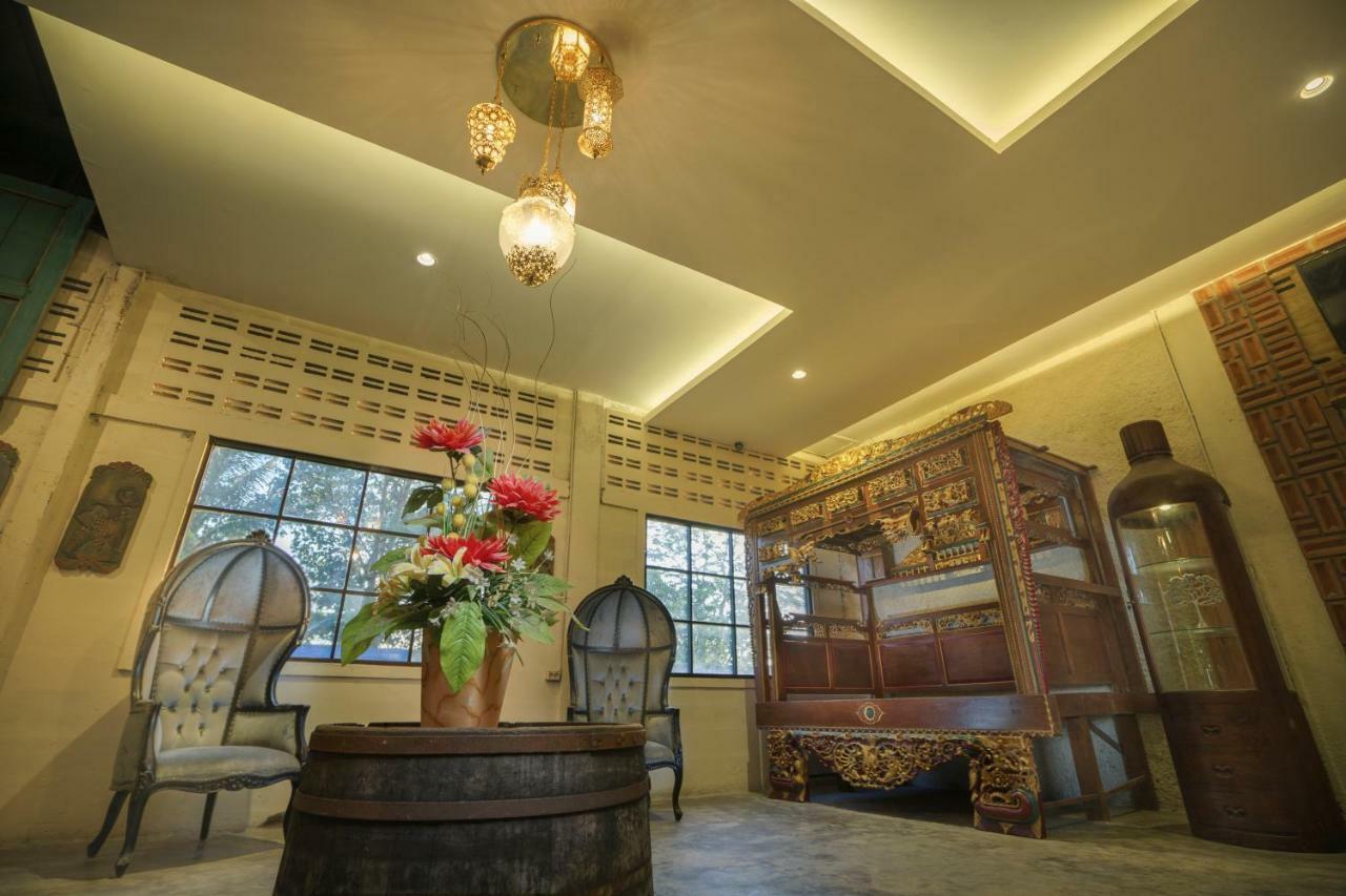 Hotel Ethes Coworking - Coliving & Lounge Ngaglik Esterno foto